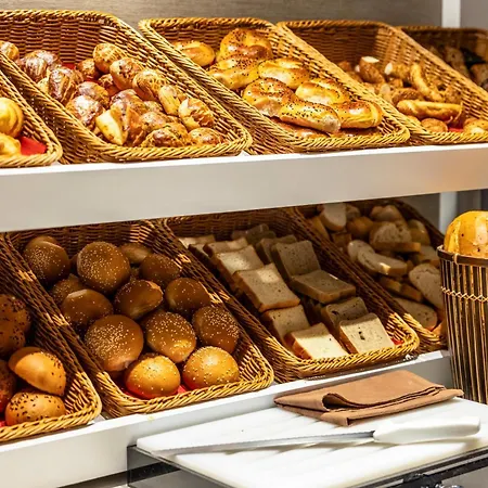 Elite World Comfy Taksim