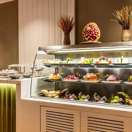 מלון Elite World Comfy Taksim 4*