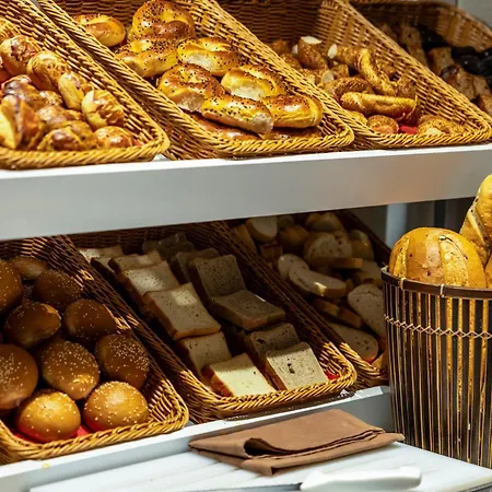 Elite World Comfy Taksim 4*