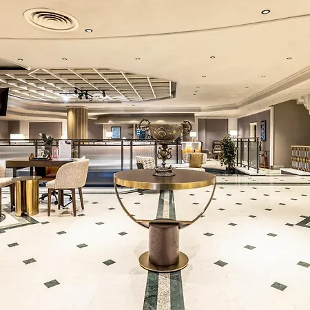 Elite World Comfy Taksim