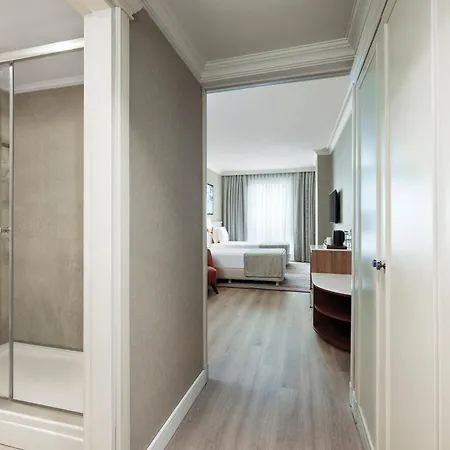 Elite World Comfy Taksim Istambul