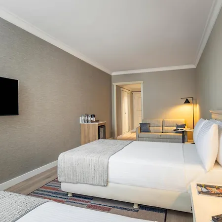 Elite World Comfy Taksim Recently Renovated