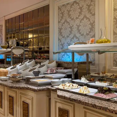 Elite World Comfy Taksim 4*