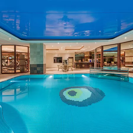 Elite World Comfy Taksim 4*