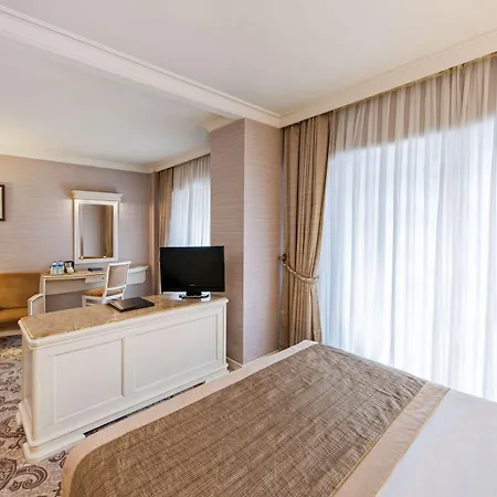 Elite World Comfy Taksim Hotel