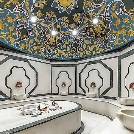 Elite World Comfy Taksim Recently Renovated 4*