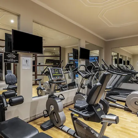 Elite World Comfy Taksim Recently Renovated 4*