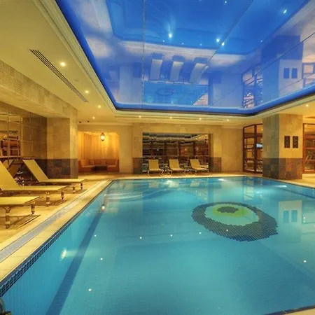 Elite World Comfy Taksim