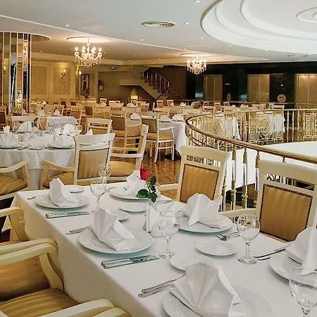 Hotel Elite World Comfy Taksim 4*