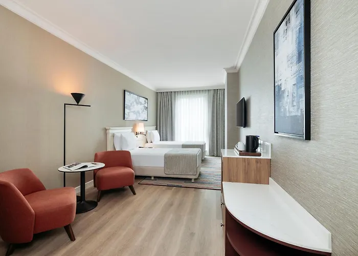 Hotel Elite World Comfy Taksim 4*