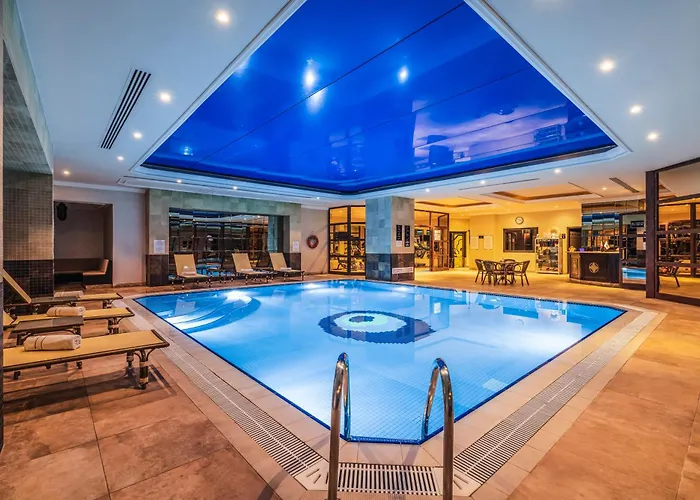 Elite World Comfy Taksim מלון 4*