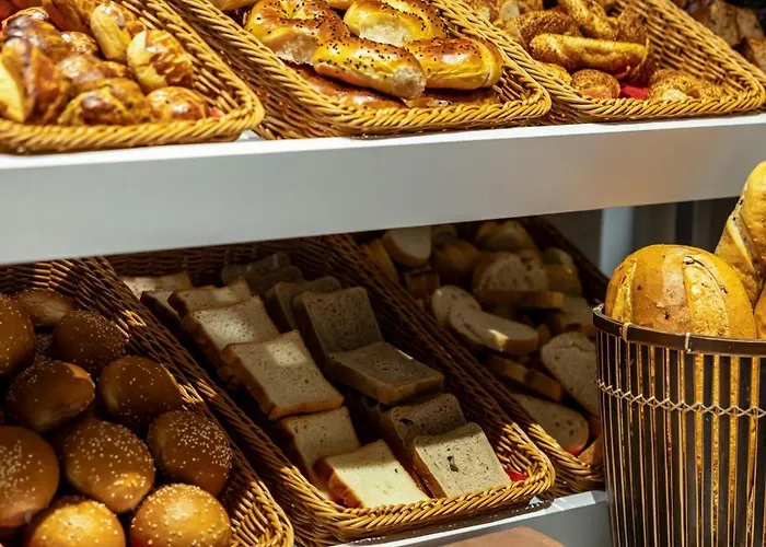 Elite World Comfy Taksim 4*