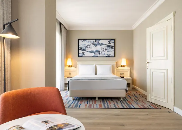 Elite World Comfy Taksim Hotel 4*