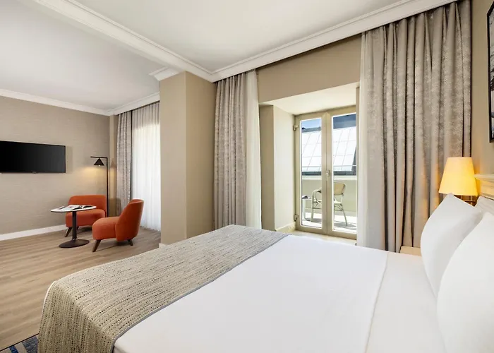 Elite World Comfy Taksim מלון