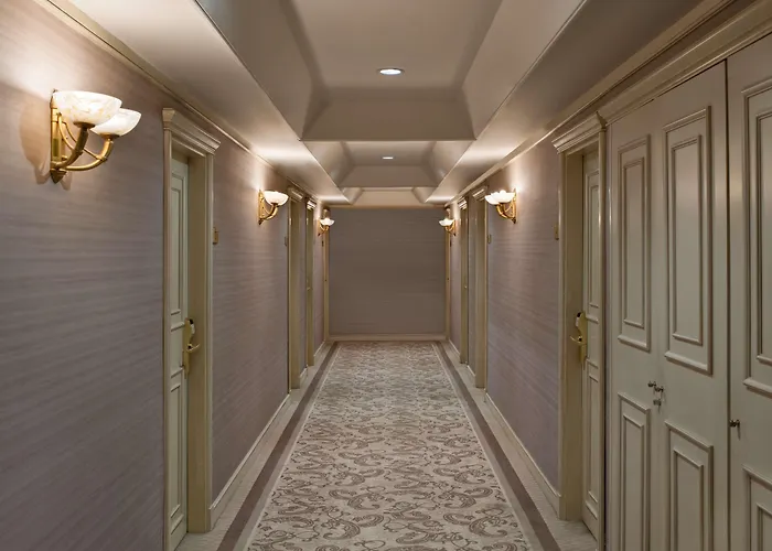 Elite World Comfy Taksim Hotel